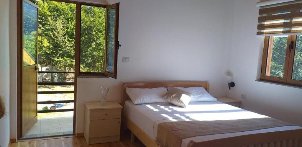 Hotel Cold Spring Theth Zewnętrze zdjęcie